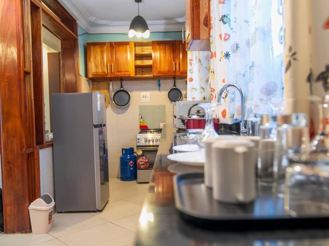 Elena & Kimberly Apartment Gulu Екстериор снимка